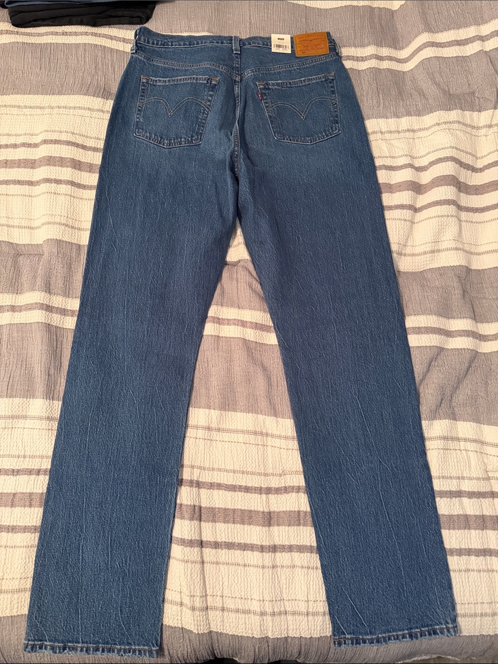 Levi’s 501 Original Fit Women’s Jeans - Picture 7 of 15